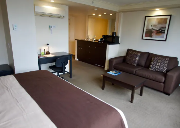 Century Plaza Hotel Vancouver